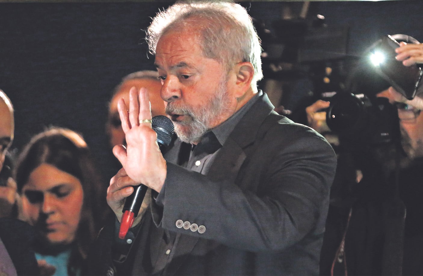 El ex presidente Lula participó de las manifestaciones de protesta que se sucedieron a lo largo de noviembre en Brasil.