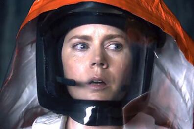 El film trata sobre una invasión al planeta Tierra.