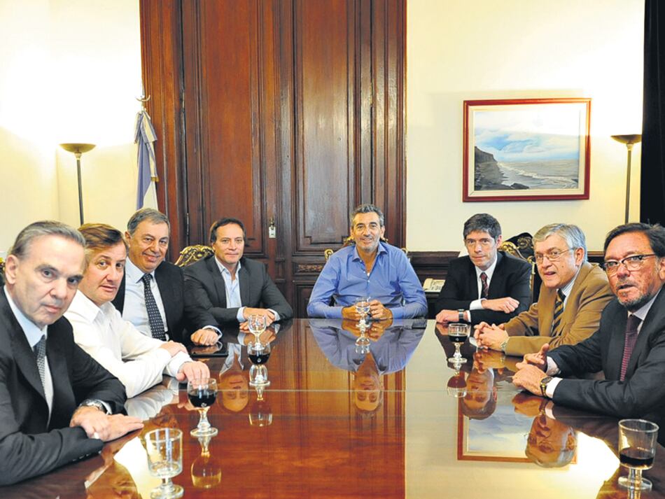 En el almuerzo también estuvieron Abal Medina, Urtubey, Espínola, Magni, Pais, Guastavino y Perotti.