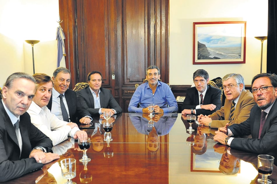 En el almuerzo también estuvieron Abal Medina, Urtubey, Espínola, Magni, Pais, Guastavino y Perotti.