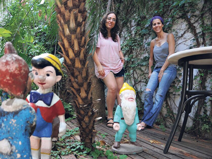 “Cuando uno hace teatro, suele investigar creando”, afirman Mazover y Martínez. 