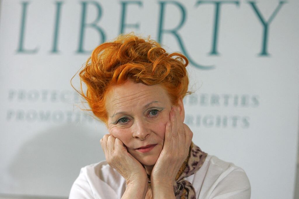 Vivienne Westwood falleció a los 81 años en Londres, según comunicó la familia de la diseñadora en las redes sociales.