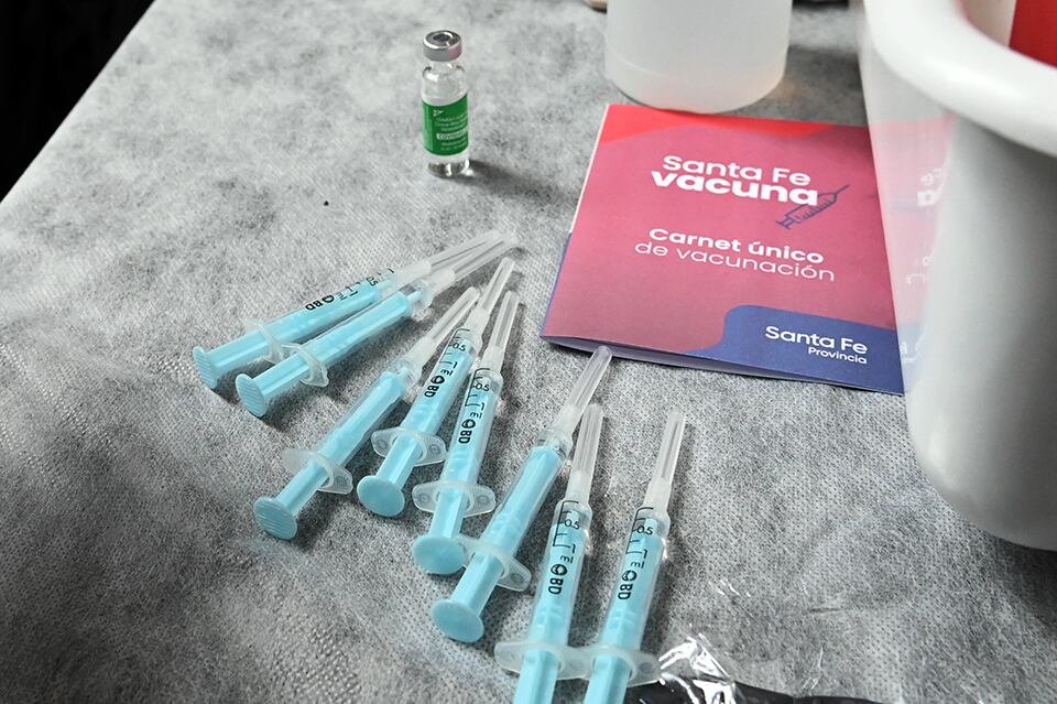 Vacunas aplicadas por prioridades,ratificó el gobierno.