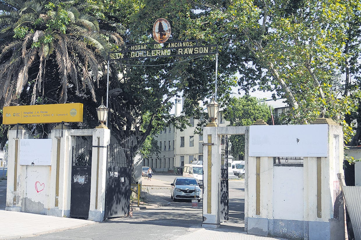 En el Rawson, además, se hacía “contención física de los pacientes pero sin protocolo, lo que generó una denuncia penal”.