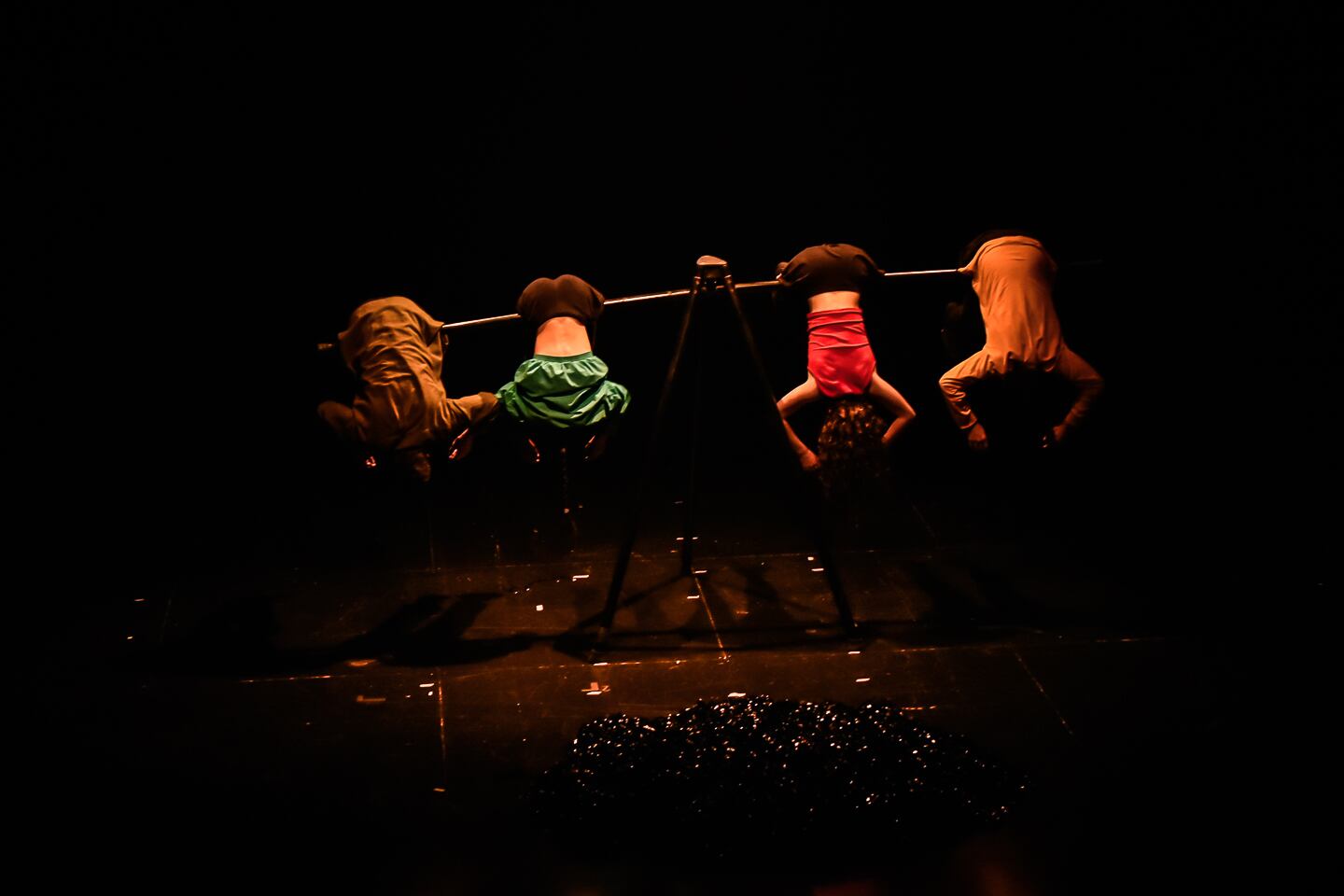 "Pulsa", espectáculo del colectivo uruguayo Clo. 