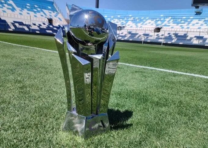 Trofeo de la Copa Argentina.