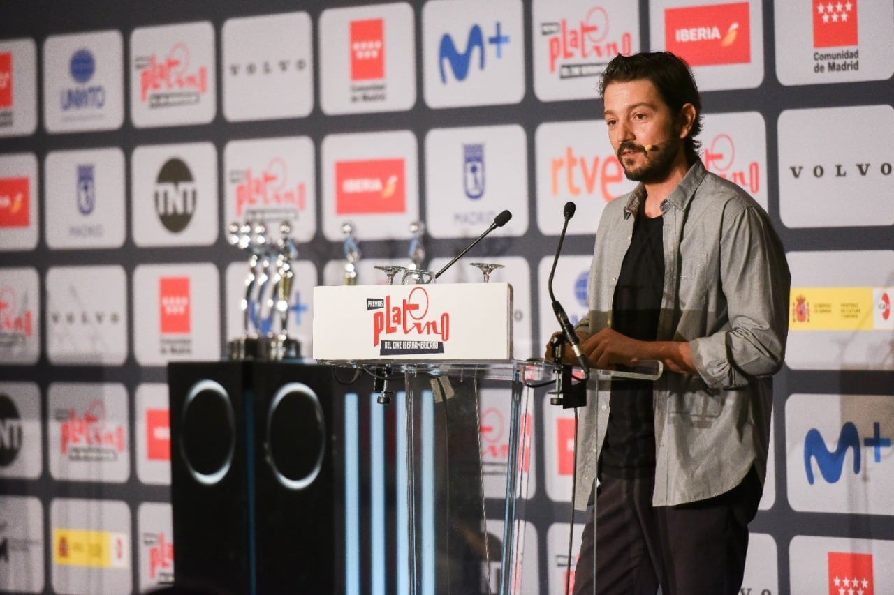 "Contar historias es vital para entendernos", dijo Luna.