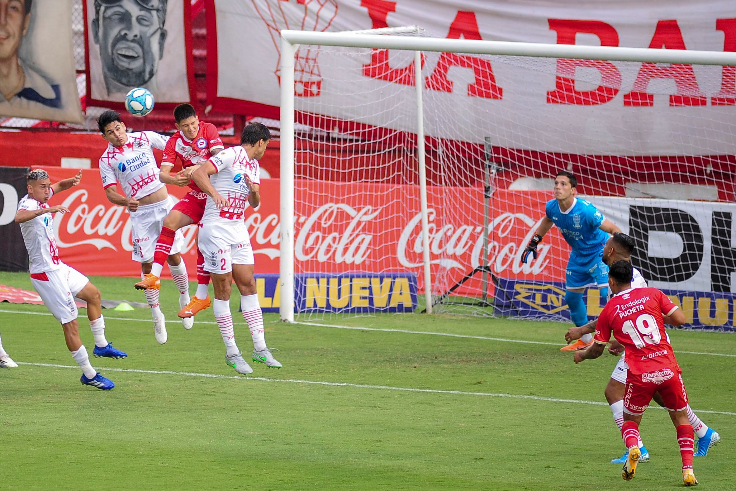 Huracán no pudo en Parque Patricios y cayó con Argentinos Juniors.