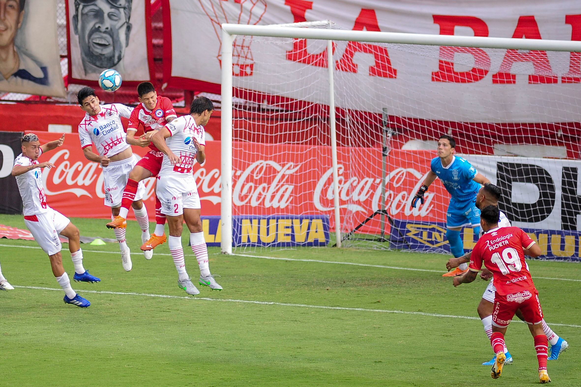Huracán no pudo en Parque Patricios y cayó con Argentinos Juniors.