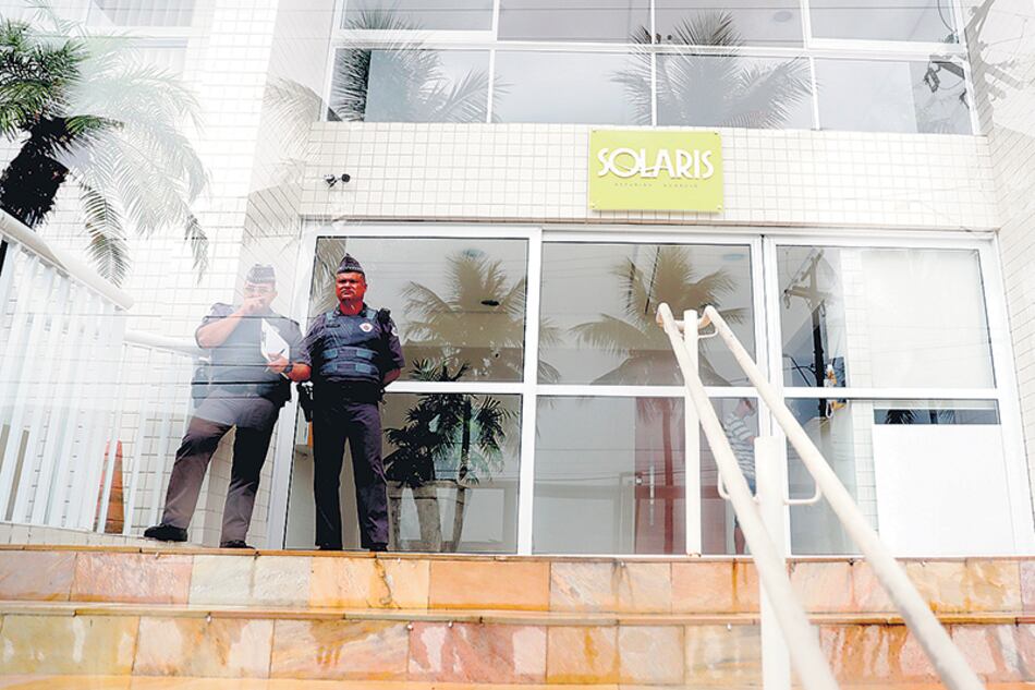 La entrada del Edificio Solaris, a donde llegaron los militantes del Movimiento de los Trabajadores Sin Techo.