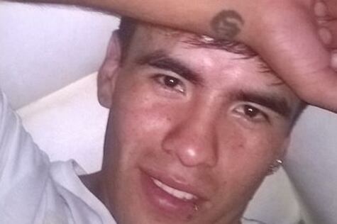 Facundo es muy activo en sus cuentas de las redes sociales, en Facebook publicó esta foto suya pero desde el 30 de abril está inactivo, al igual que su celular