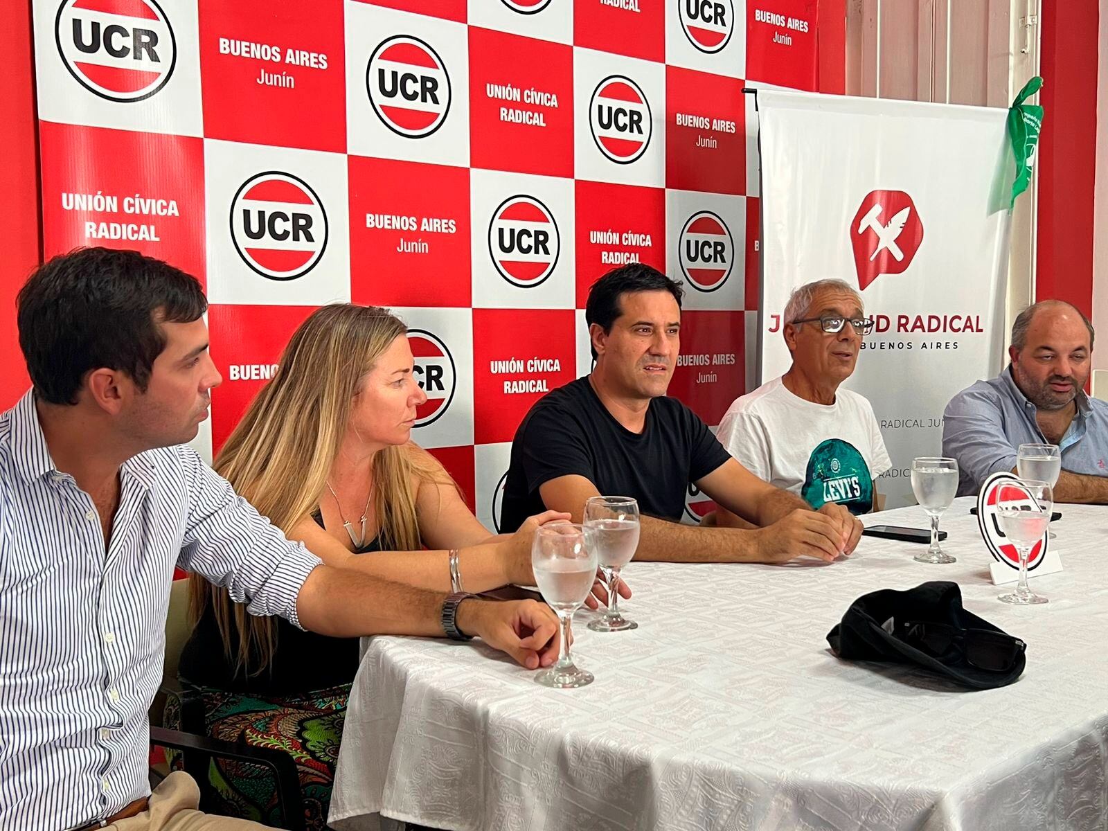 Abad, titular del Comité provincial, encabeza la movida radical a la interna de Juntos.