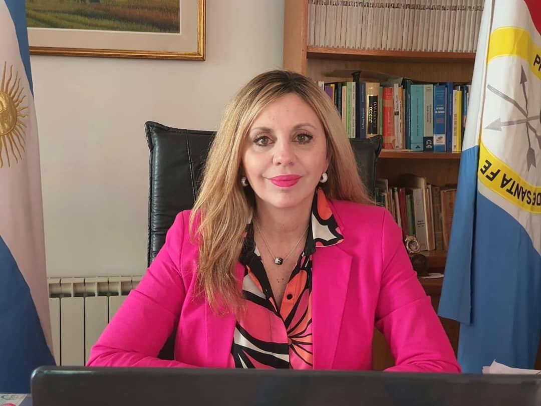 La senadora María de los Ángeles Sacnun