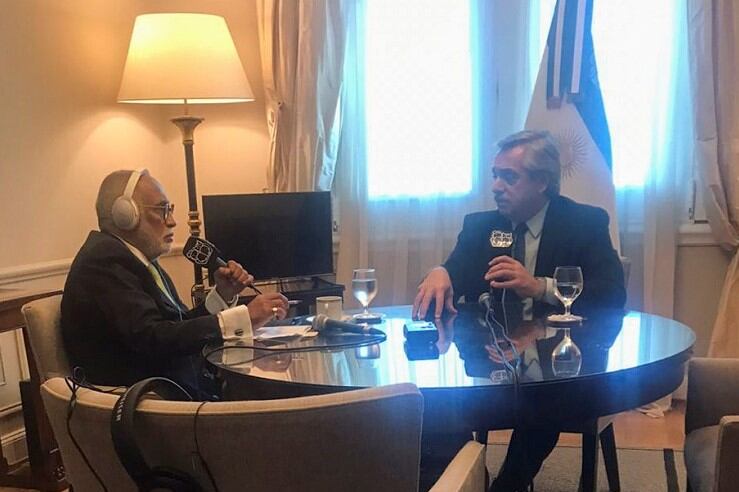 El presidente de la Nación, durante la entrevista radial de hoy Oscar González Oro.