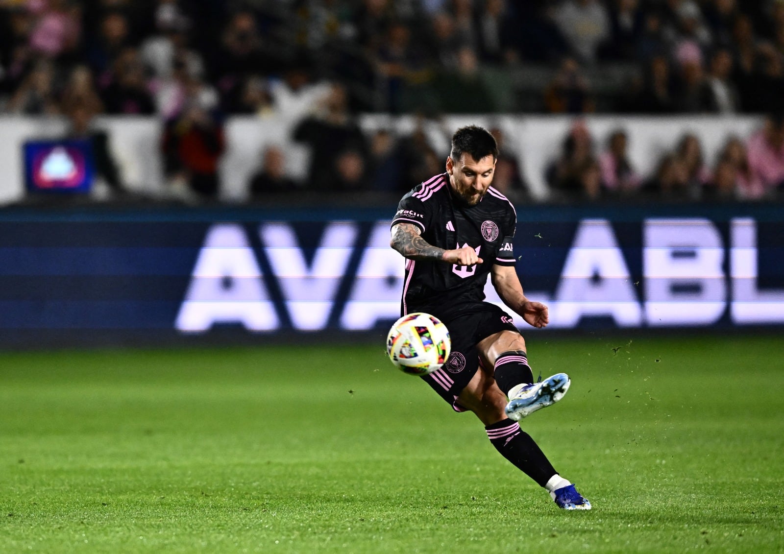Messi hizo un gol "made in Barcelona" junto a Jordi Alba