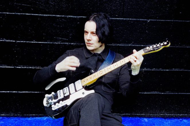Jack White entregó un disco repleto de riffs zeppelinianos y/o garageros.