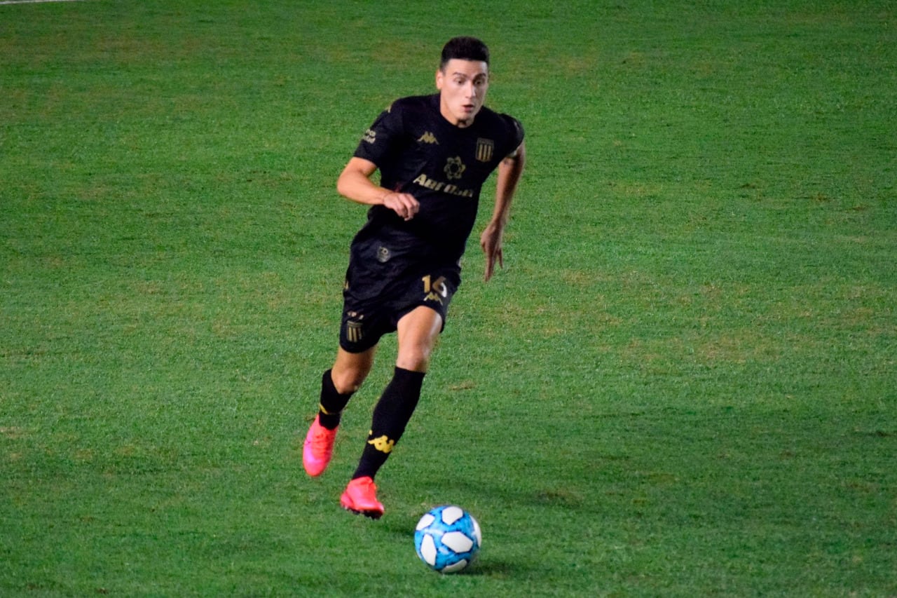 Mauricio Martínez, 27 partidos y cuatro goles desde que llegó a Racing.