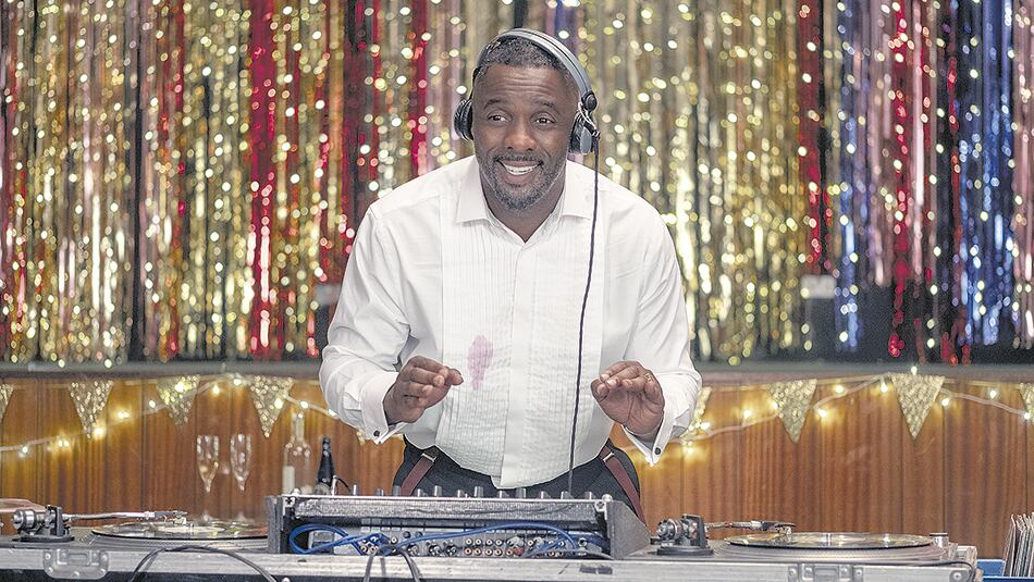 Elba quería “simplemente hacer algo alegre” con esta serie.