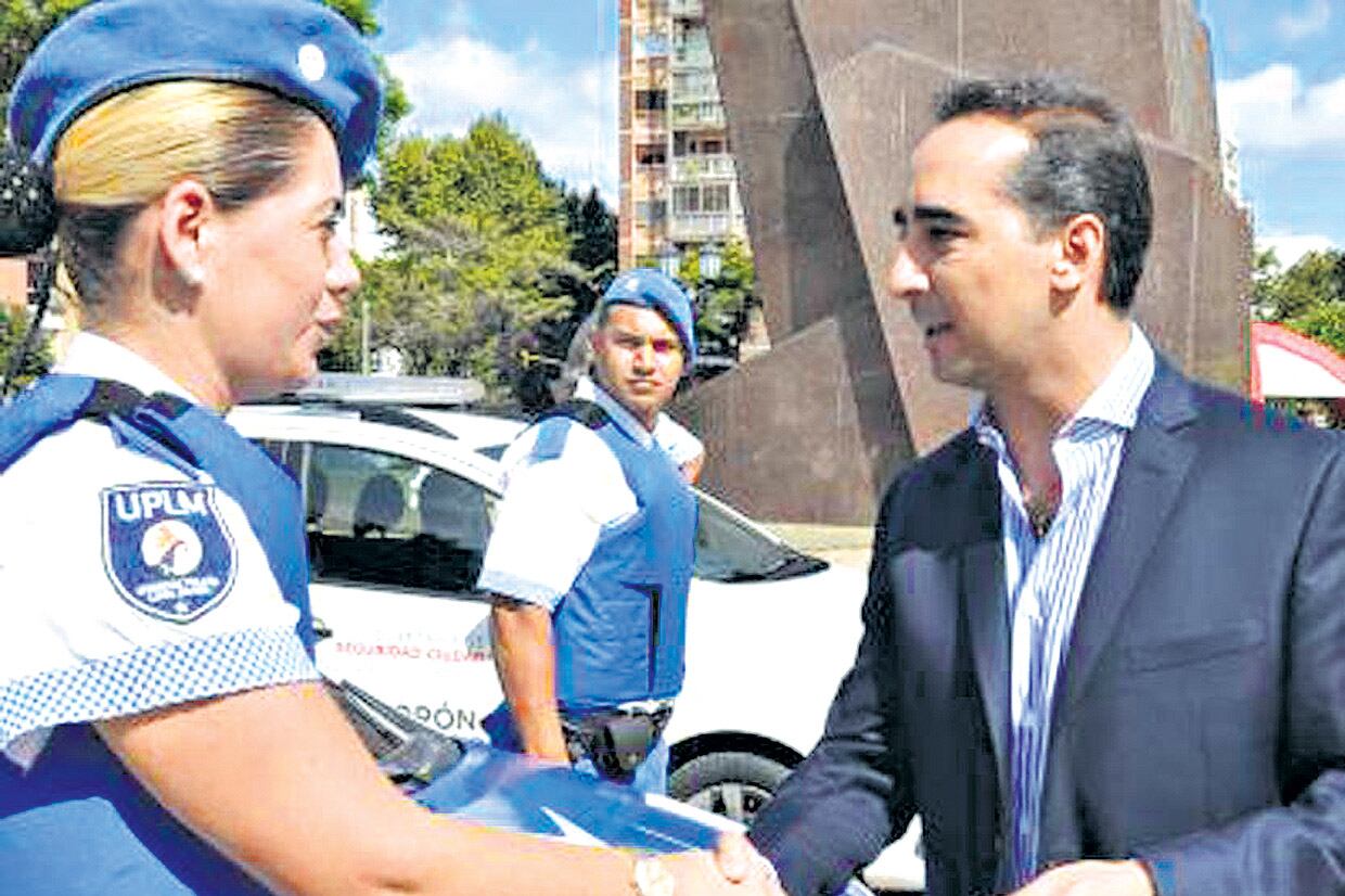Un saludo del intendente del PRO Ramiro Tagliaferro a la Policía Municipal.