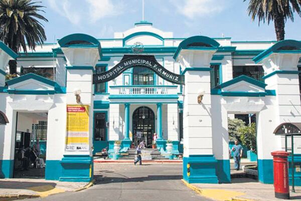 La fusión en el Muñiz desplazará camas que irán a las privadas.