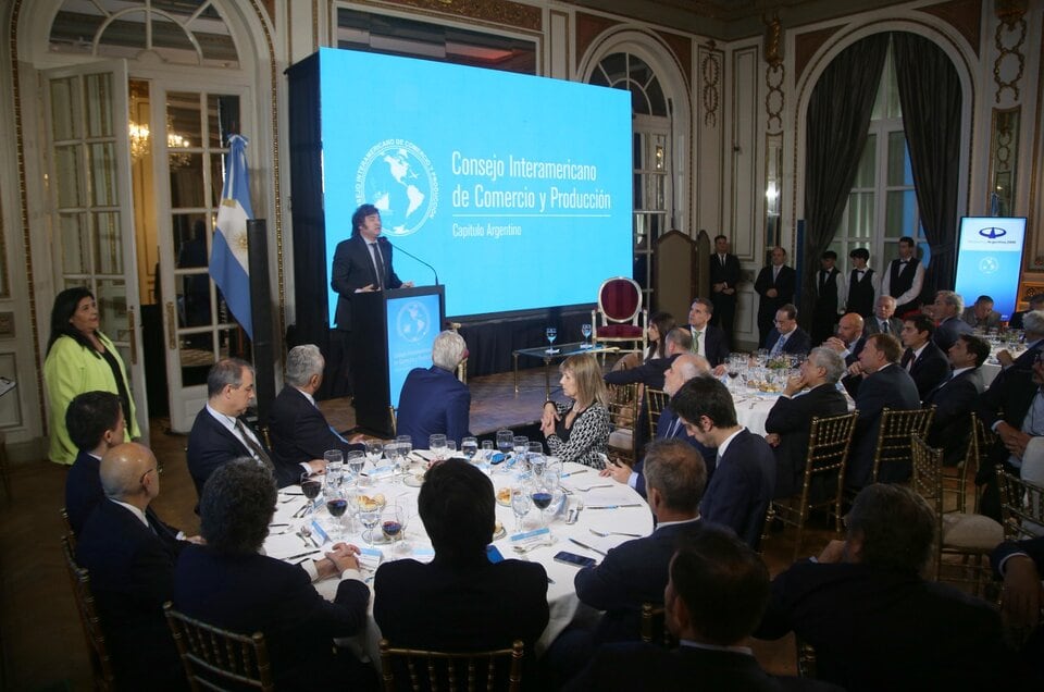 Milei le promete shock y ajuste a los empresarios