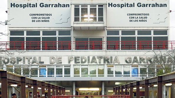 El hospital sumarió al médico y le retiró sus tareas.