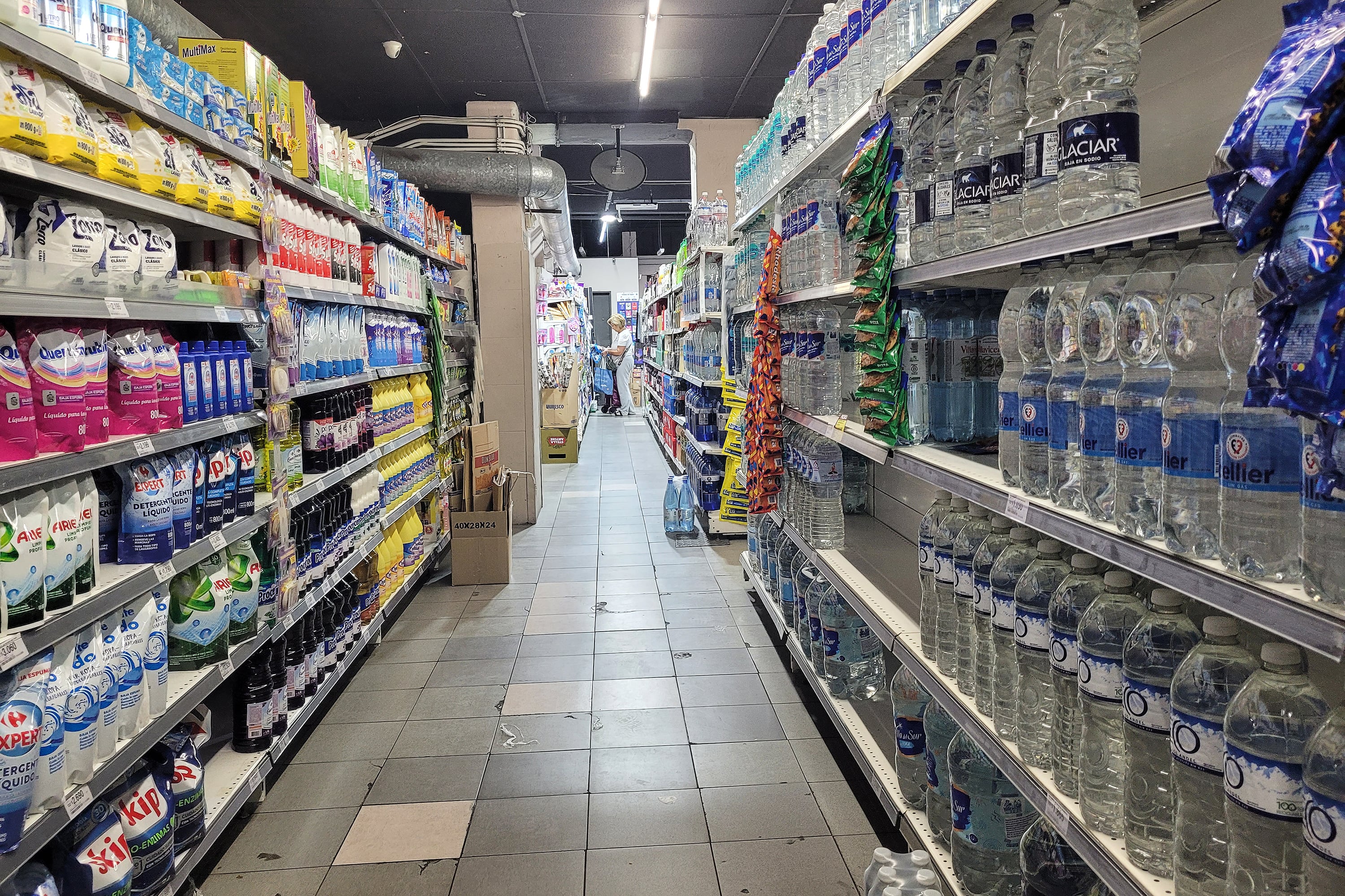 Supremercado góndolas -22/04/2025