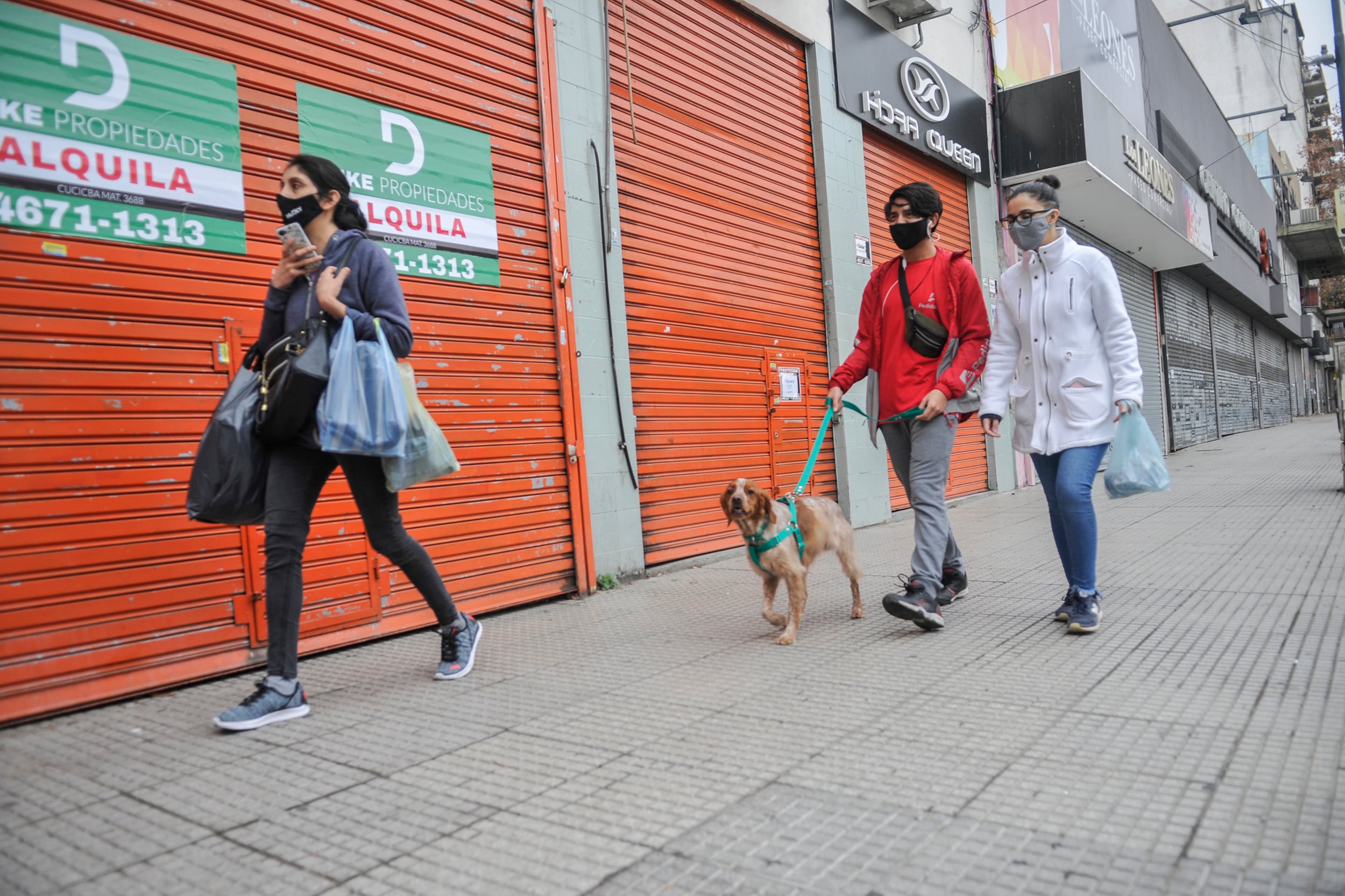 Hay 440 locales cerrados con carteles en venta o alquiler frente a los 276 que había el año previo a la pandemia.