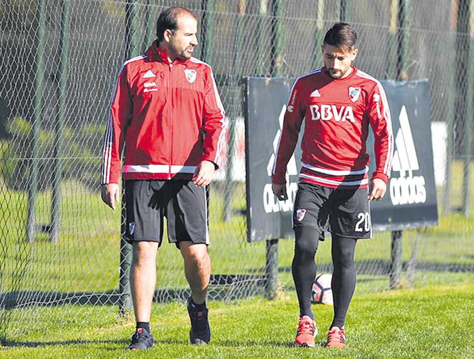 Casco se lesionó en el Superclásico e integra la extensa nómina de los jugadores con los que Gallardo no contará. .