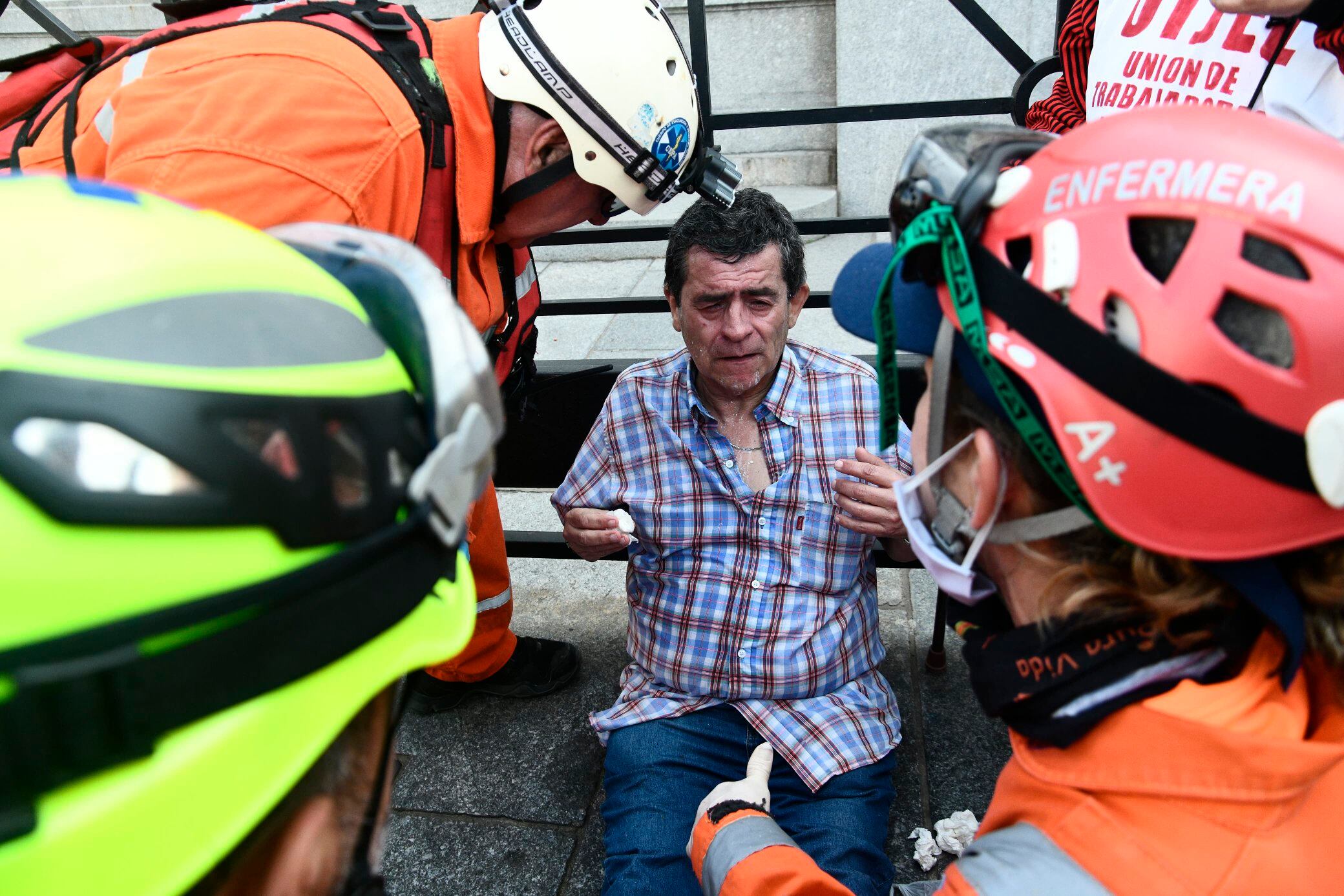 La violencia policial se repite cada miércoles desde hace un mes.