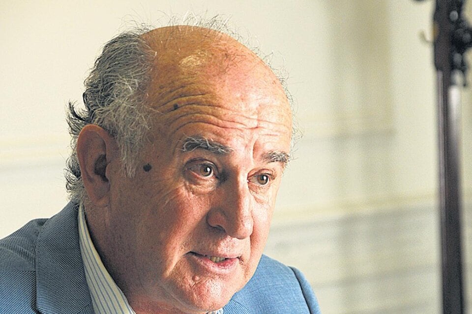 Senador Oscar Parrilli.