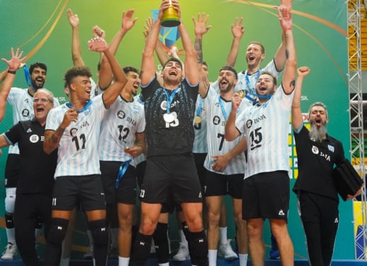 La selección argentina de vóley viene de ganar el Sudamericano 2023 en Recife, Brasil. 