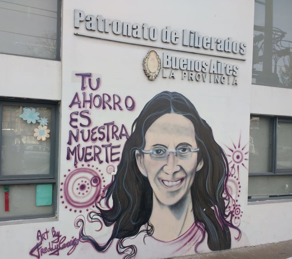 El Ministerio de Cultura y Educación de la Nación encargó una serie de murales de personas víctimas de violencia institucional. Ya está designado el artista, solo resta que se libere el presupuesto para llevarlo a cabo, en la Universidad de Hurlingham.