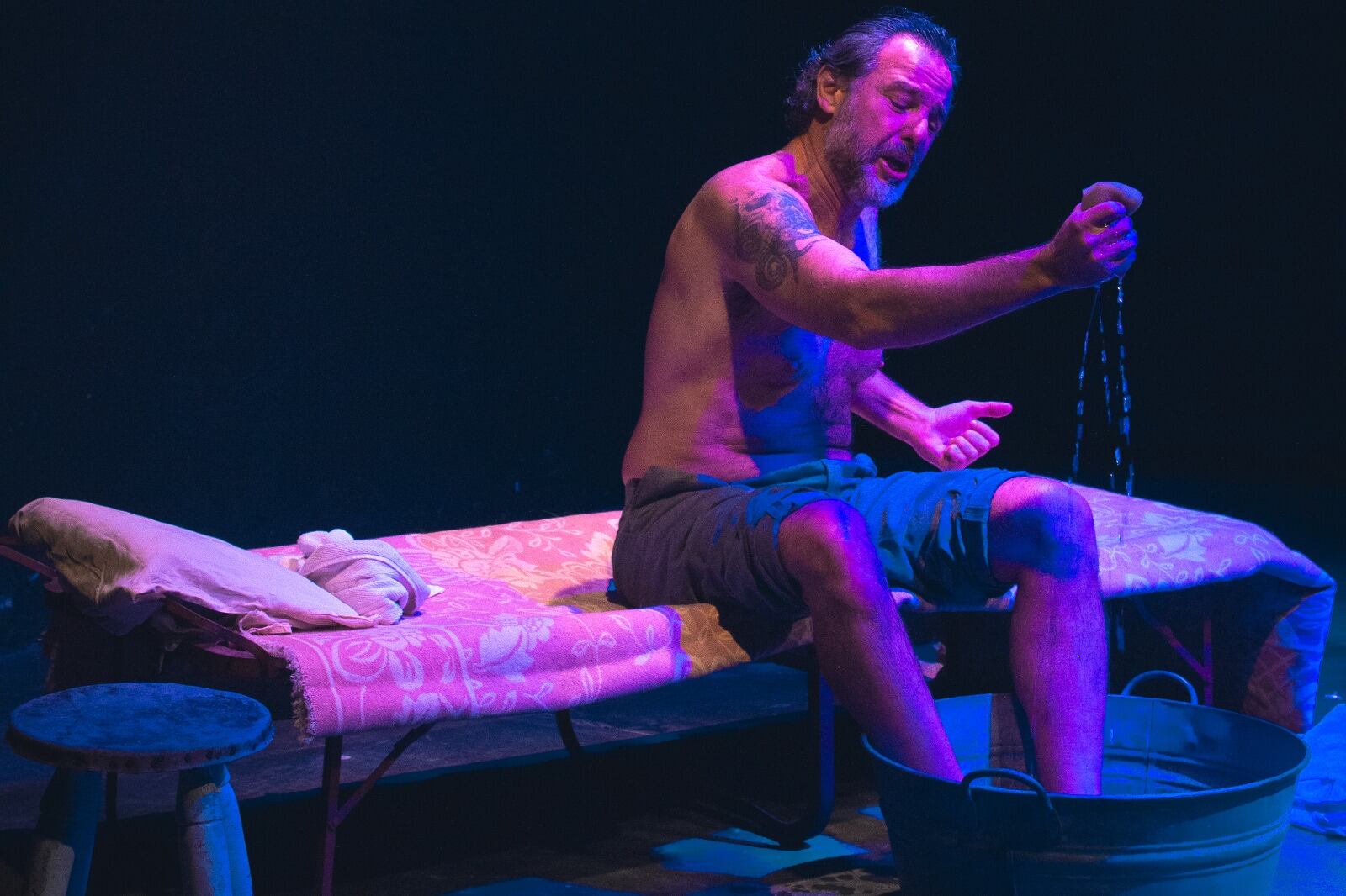 "Es un unipersonal musical, teatro con canciones de tango”, define Coutoune