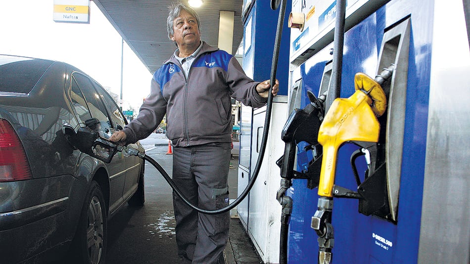 Con el aumento de la nafta que se aplicará hoy, la suba en el año rondará el 24 por ciento.