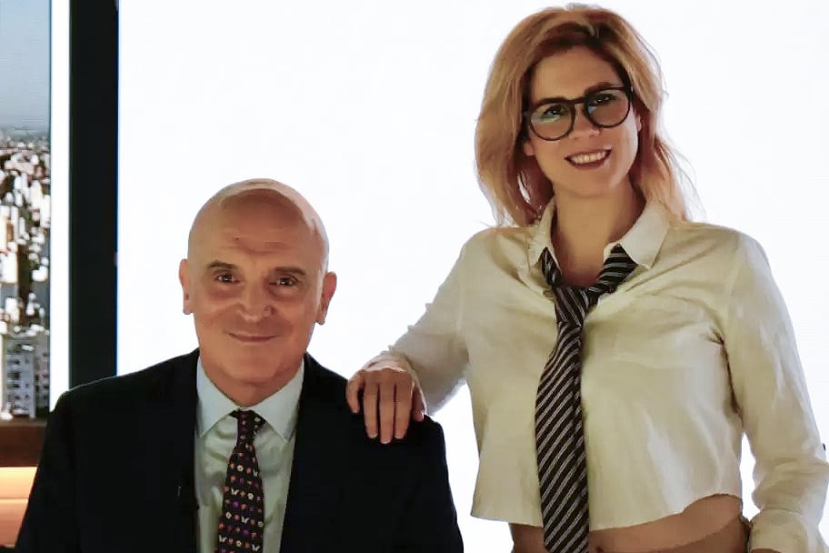 Durante la campaña presidencial de 2019, Lilia Lemoine formó parte del equipo de José Luis Espert, aunque su rol se limitó a tareas de apoyo político, según su defensa