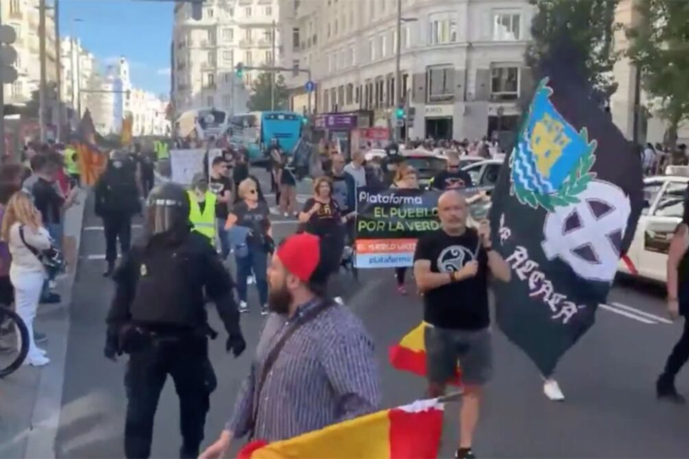 La marcha, que convocó apenas a unas 200 personas, se realizó en el barrio madrileño Chueca, este sábado.