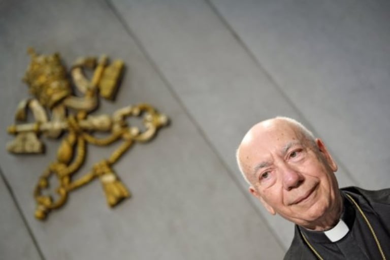 El cardenal Coccopalmerio, en el centro del escándalo por su secretario.