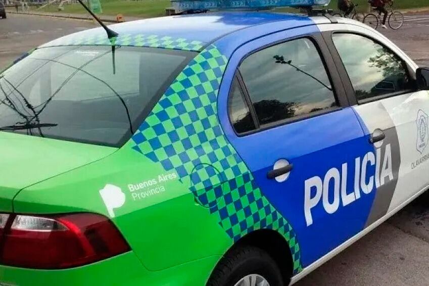 La policía custodia el hospital donde está internado el chico agredido.