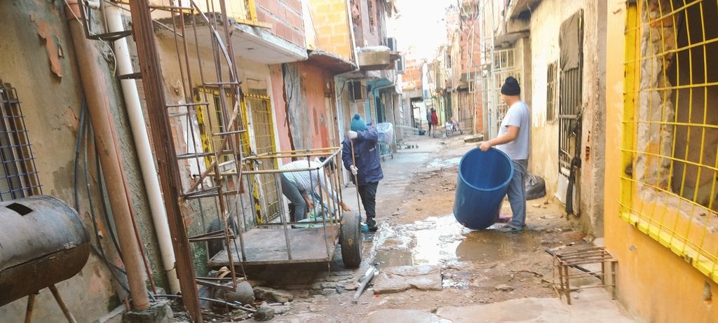 Vecinos de la Villa 31 denuncian la falta de agua en medio de la ...