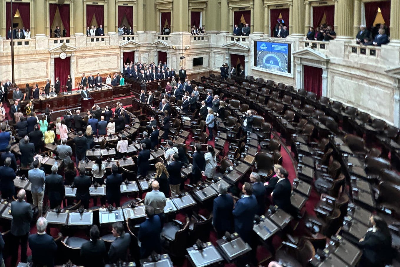 Una sala semivacía, la postal que dejó Milei en el Congreso. 