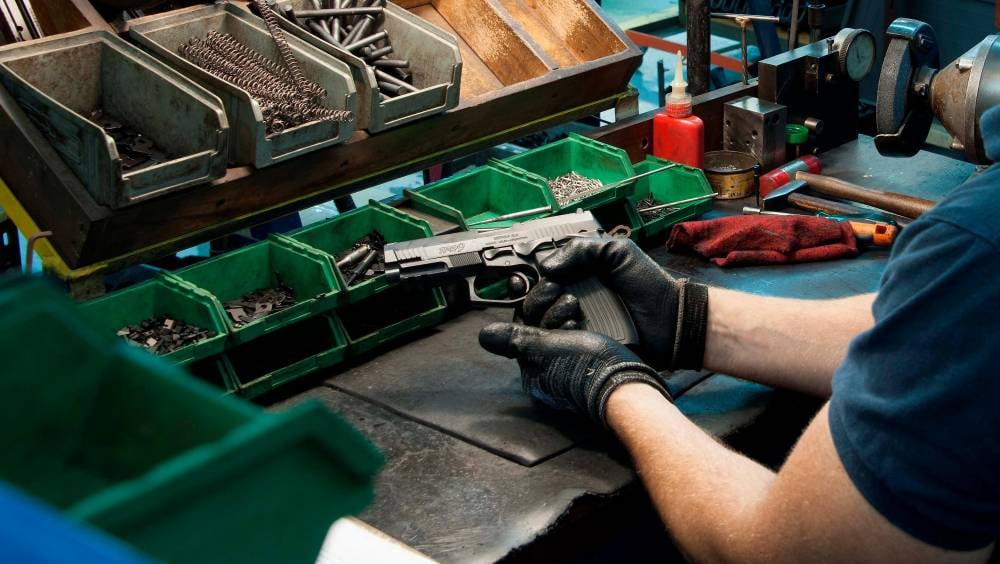 Desregulación para fabricar y vender armas