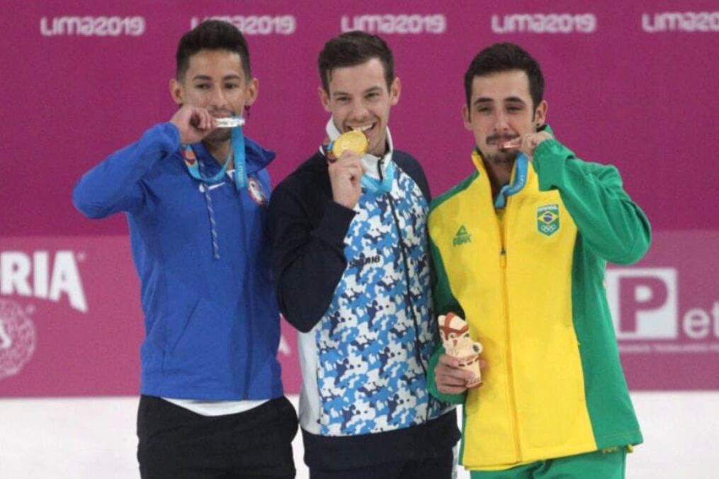 El festejo de Sánchez en el podio panamericano.