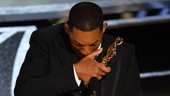 Will Smith al recibir su Oscar
