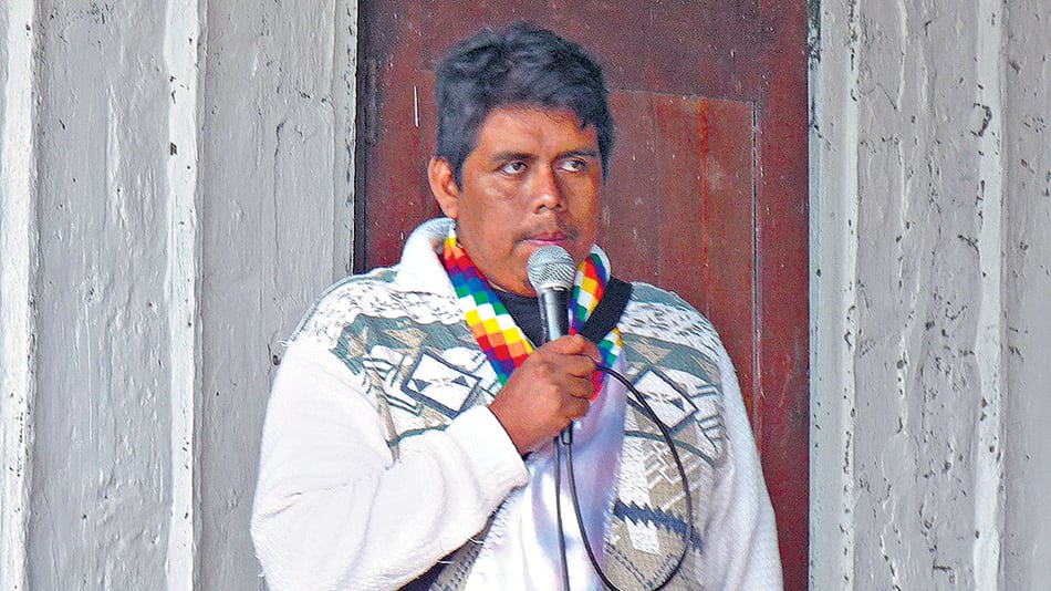 Agustín Santillán, líder y docente wichí, fue liberado tras las elecciones.