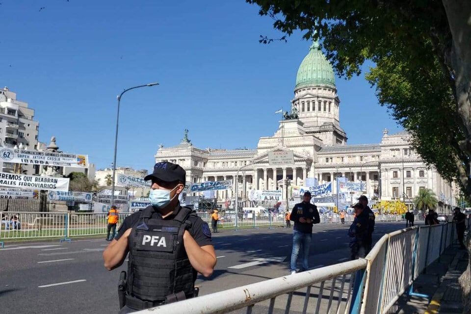 El operativo por la apertura de las sesiones ordinarias del Congreso afectará el tránsito en el Centro porteño. (Leandro Teysseire)