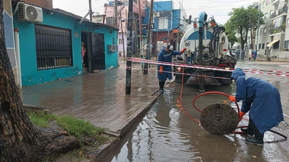 Rigen alertas por tormentas en el AMBA y diez provincias.