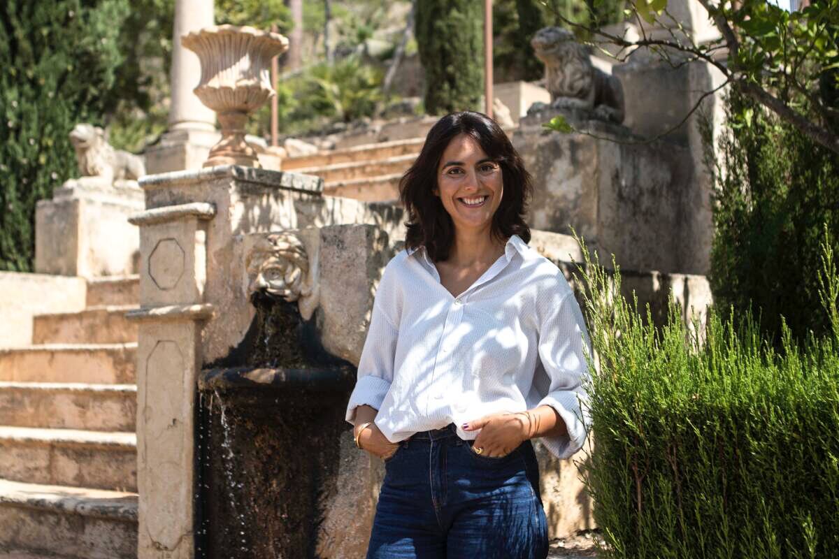 "Han sido las mujeres quienes me han transmitido todas estas historias", afirma López Riera.