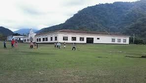 Escuela "Paloma de la Libertad" en Orán