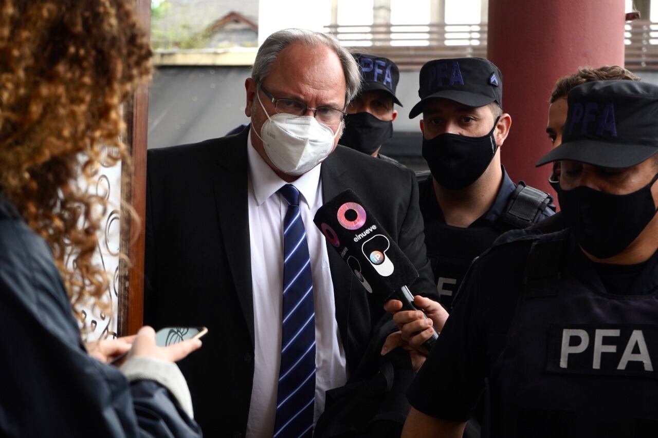 El juez Marín Bava puede procesar a Macri esta semana por espiar a las familias del San Juan.